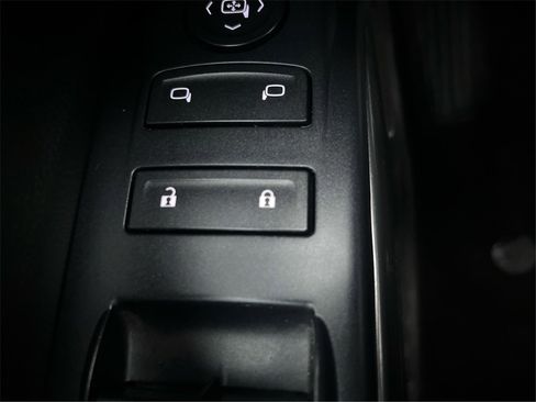 Used 2019 Chevrolet Silverado 1500 LT image 40