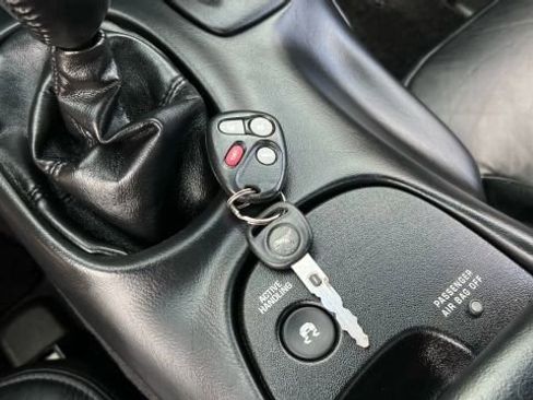 Used 2003 Chevrolet Corvette Z06 w/ Memory Package, 3 Drivers image 30