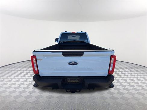 Used 2024 Ford F250 XL image 6