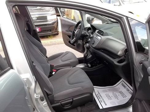Used 2011 Honda Fit image 10