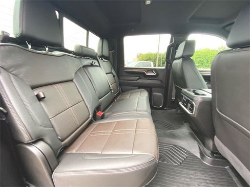 Used 2025 Chevrolet Silverado 2500 High Country w/ Technology Package image 27