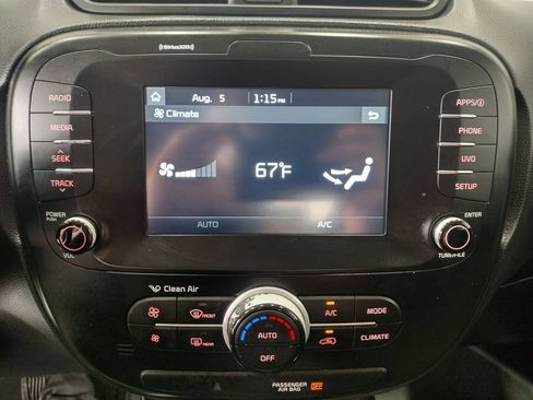 Used 2019 Kia Soul + FWD image 27