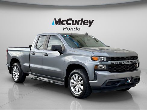 Used 2021 Chevrolet Silverado 1500 Custom AWD/4WD image 1