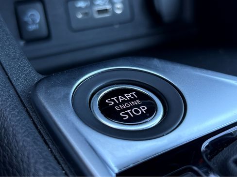 Used 2024 Nissan Sentra SR image 5