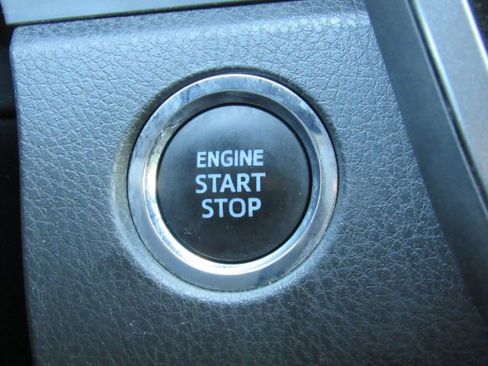 Used 2024 Toyota Camry XLE image 40