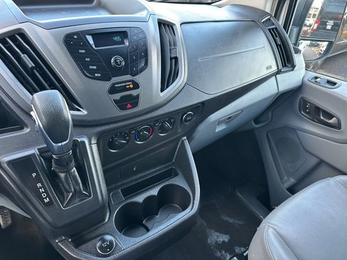 Used 2019 Ford Transit 250 130 Low Roof image 28