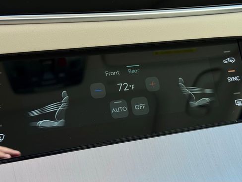 New 2026 Genesis GV70 2.5T Advanced AWD/4WD image 36