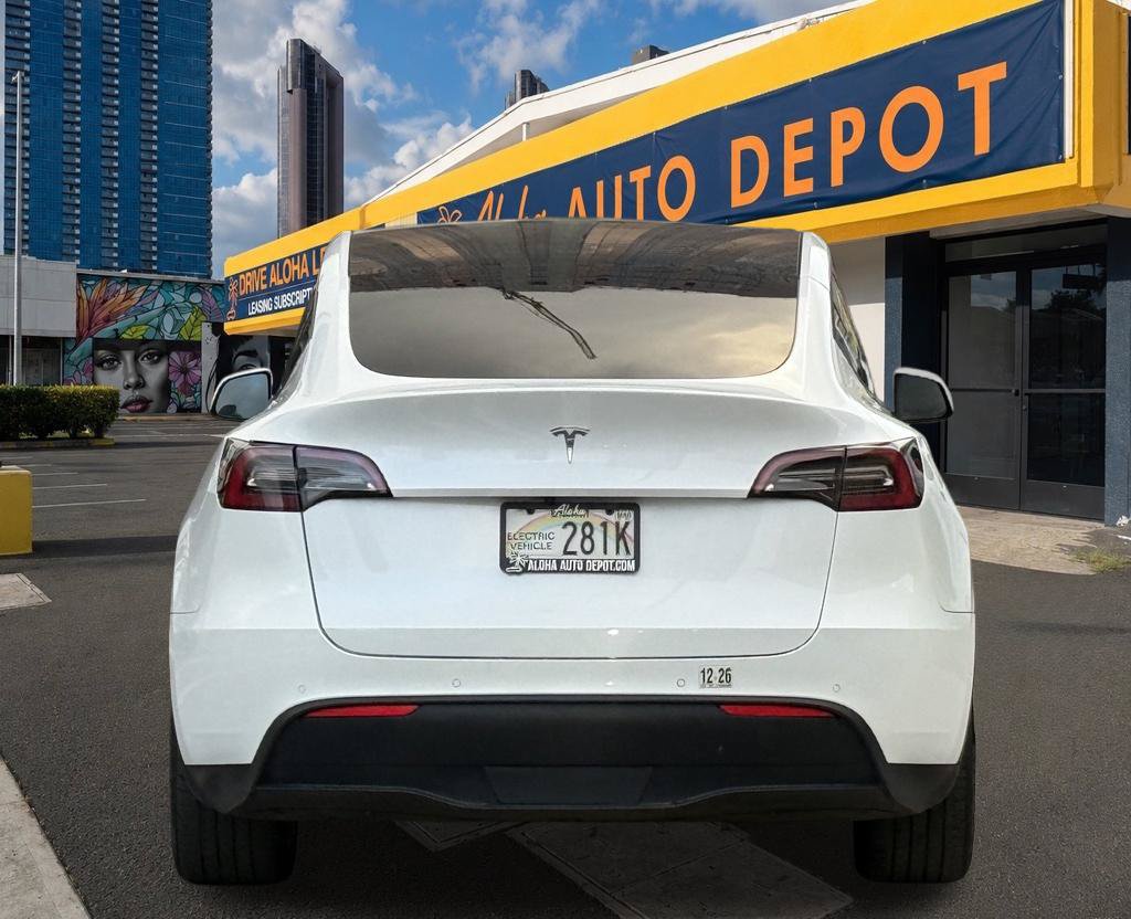 Used 2021 Tesla Model Y Long Range AWD/4WD image 4