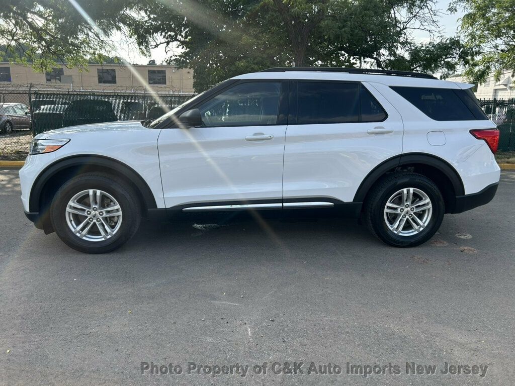 Used 2022 Ford Explorer XLT AWD/4WD image 17