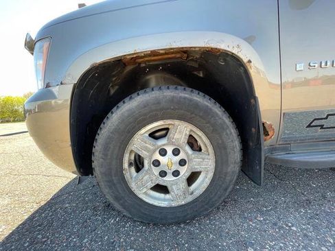 Used 2007 Chevrolet Suburban LS AWD/4WD image 11