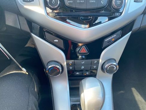 Used 2016 Chevrolet Cruze LT FWD image 33