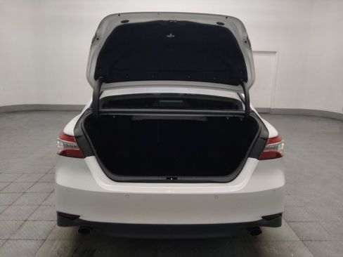 Used 2018 Toyota Camry XLE FWD image 29