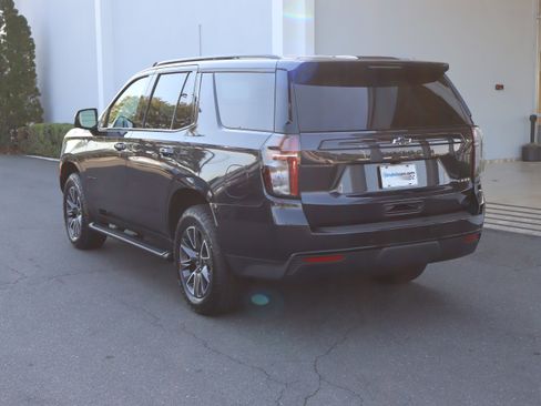 Used 2023 Chevrolet Tahoe Z71 w/ Luxury Package AWD/4WD image 8