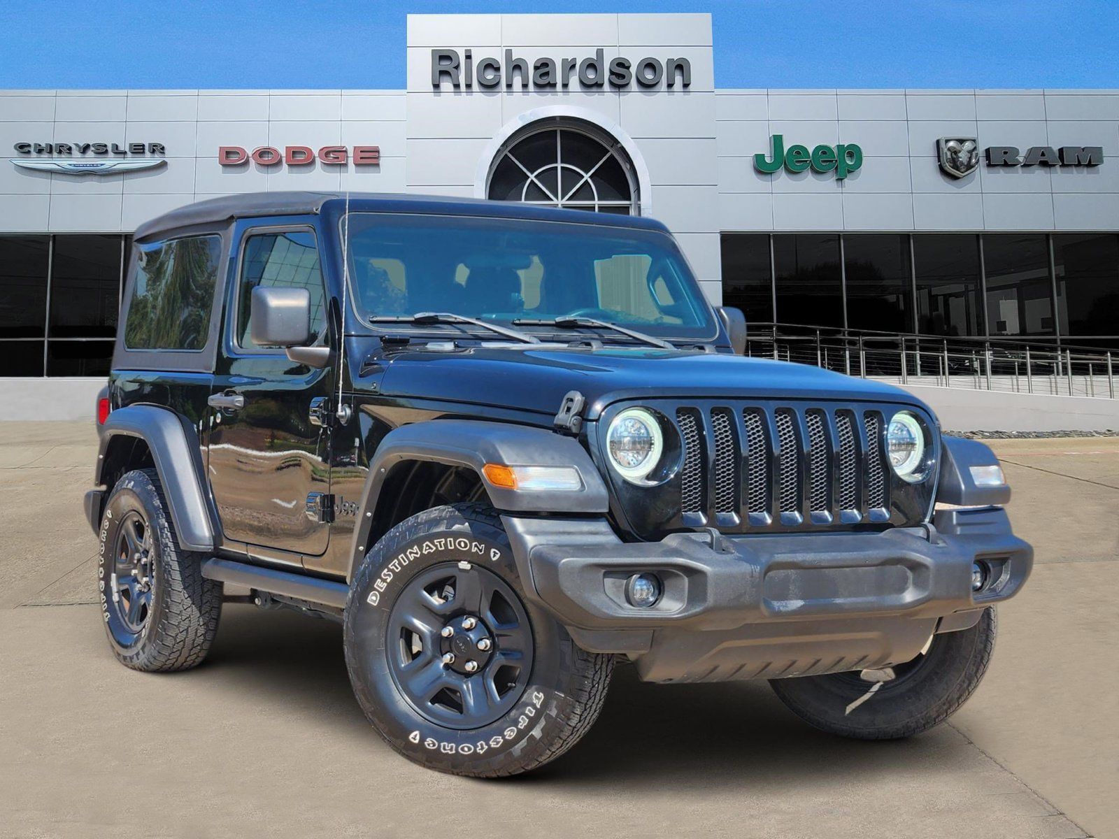 Used 2023 Jeep Wrangler Sport AWD/4WD image 1