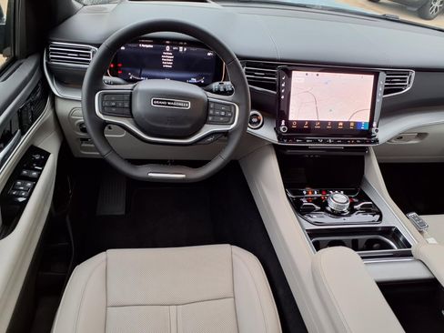 New 2026 Jeep Grand Wagoneer Limited AWD/4WD image 4