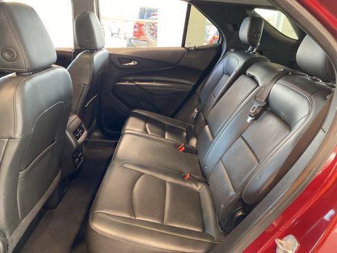 Used 2018 Chevrolet Equinox Premier image 27
