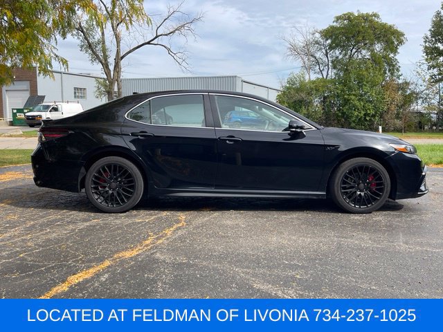 Used 2022 Toyota Camry SE FWD image 6