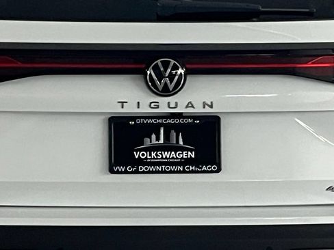 New 2026 Volkswagen Tiguan SE AWD/4WD image 33