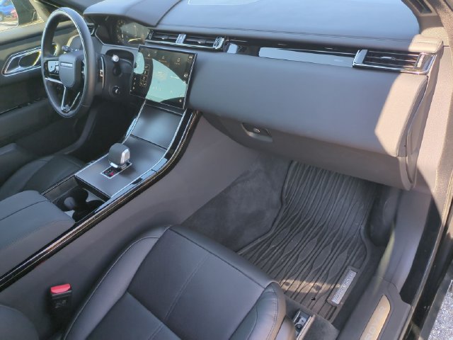 Used 2026 Land Rover Range Rover Velar Dynamic SE AWD/4WD image 19