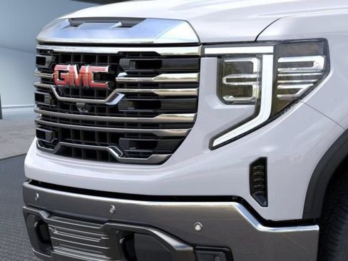 Used 2026 GMC Sierra 1500 SLT w/ SLT Premium Plus Package AWD/4WD image 13