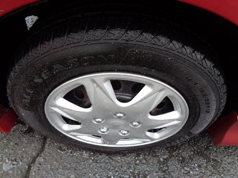 Used 2004 Toyota Corolla LE image 24