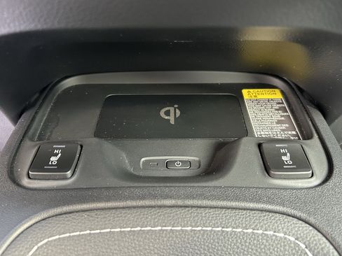 Certified 2024 Toyota Corolla XSE image 28