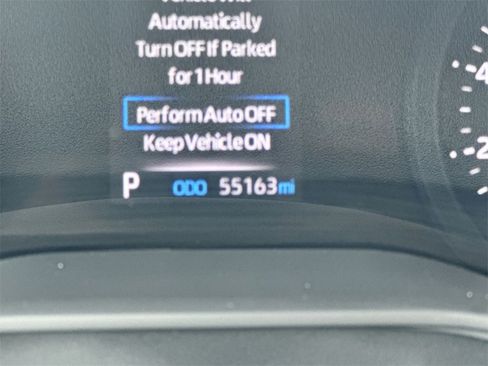 Used 2024 Toyota Sienna LE image 12