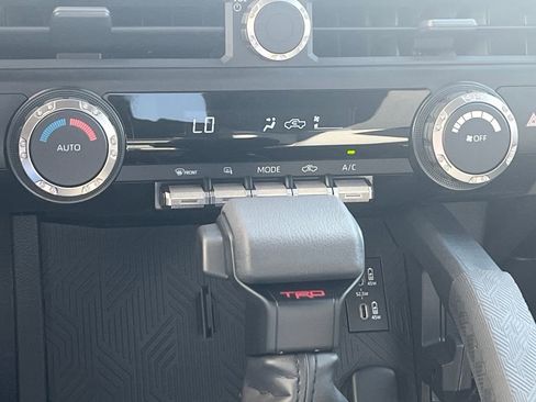 New 2025 Toyota Tacoma TRD Off-Road image 13