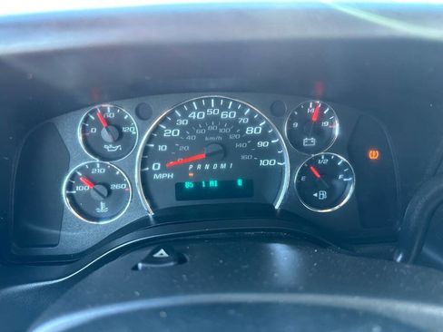 Used 2021 Chevrolet Express 2500 2500 3dr Cargo Van w/ Enhanced Convenience Package image 11