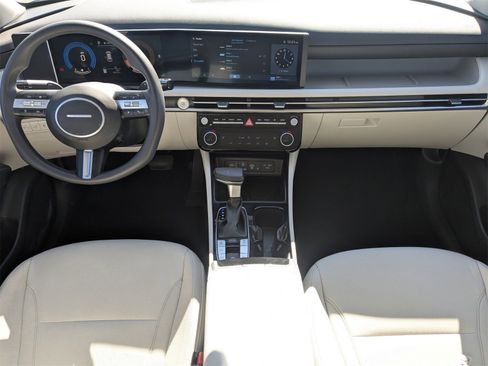 Used 2025 Hyundai Tucson SEL image 17