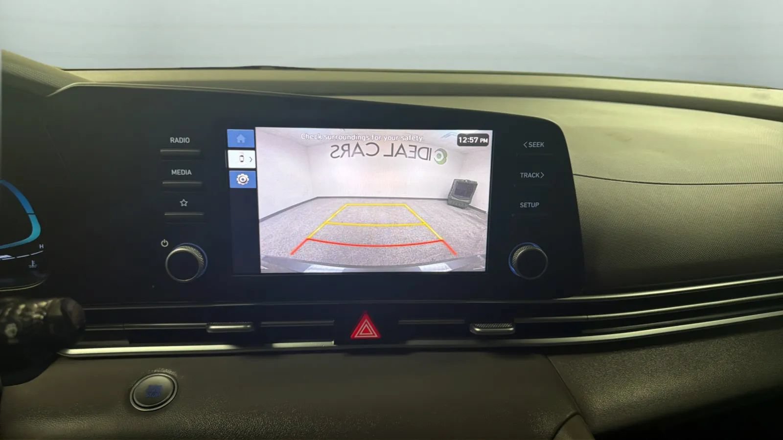 Used 2025 Hyundai Elantra Sport FWD image 14