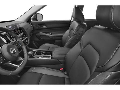 Used 2025 Nissan Pathfinder SL AWD/4WD image 12