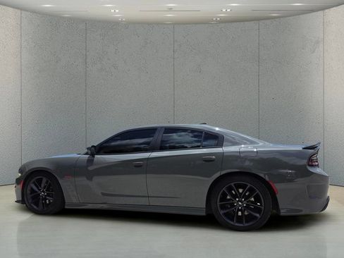 Used 2019 Dodge Charger Scat Pack w/ Plus Group RWD image 8