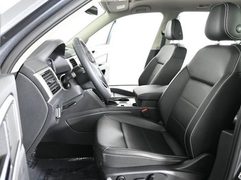 Certified 2023 Volkswagen Atlas SE w/ Panoramic Sunroof Package image 20