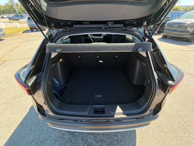 New 2026 Chevrolet Trax LT FWD image 35