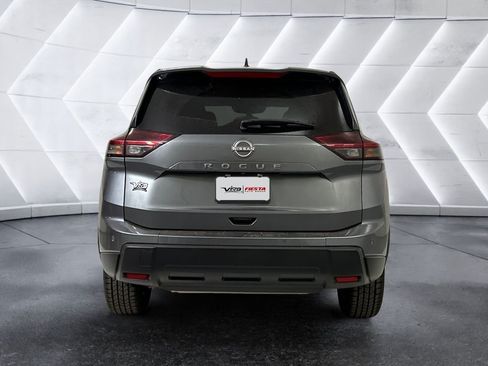 Used 2024 Nissan Rogue S FWD image 5