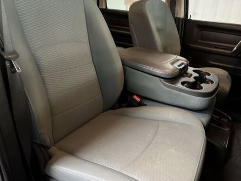 Used 2018 RAM 2500 Tradesman w/ Chrome Appearance Group AWD/4WD image 27