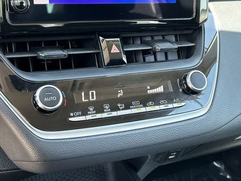 Used 2023 Toyota Corolla LE FWD image 26