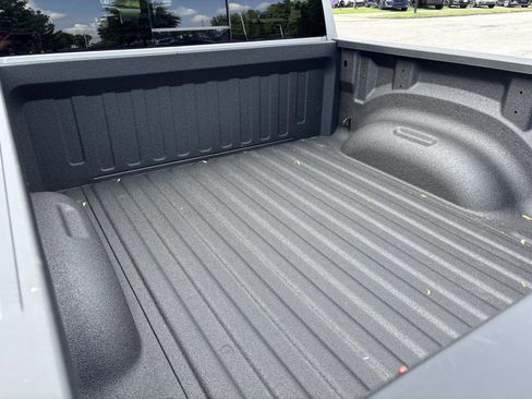 Used 2025 RAM 1500 Laramie w/ Sport Appearance Package AWD/4WD image 32