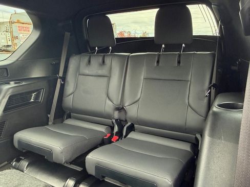 Used 2023 Lexus GX 460 Premium w/ Premium Package AWD/4WD image 33