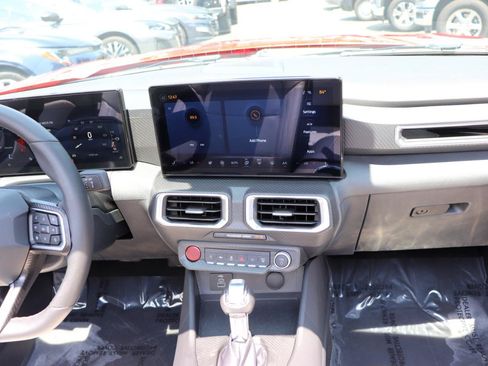Used 2026 Ford Mustang Premium RWD image 19