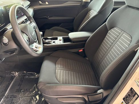 Used 2025 Kia K5 LXS FWD image 25