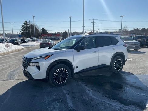 New 2026 Nissan Rogue Dark Armor image 3