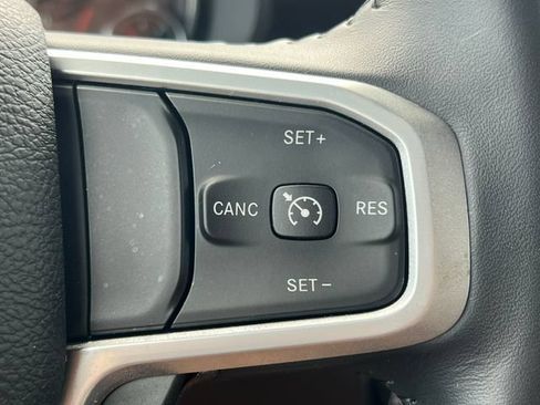 Used 2022 RAM 1500 Big Horn AWD/4WD image 22