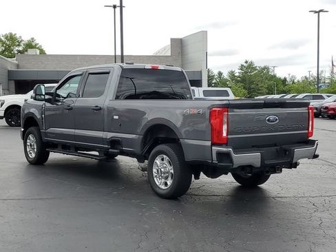 Used 2025 Ford F350 XLT AWD/4WD image 4