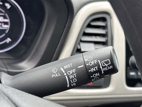 Used 2016 Honda HR-V LX image 22