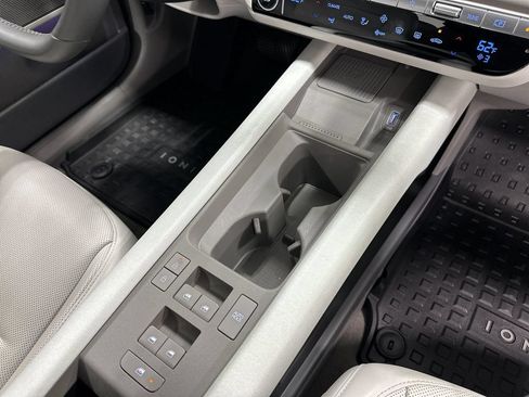 Certified 2023 Hyundai Ioniq 6 SEL RWD image 22