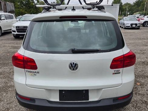 Used 2017 Volkswagen Tiguan Limited w/ Premium Package image 8