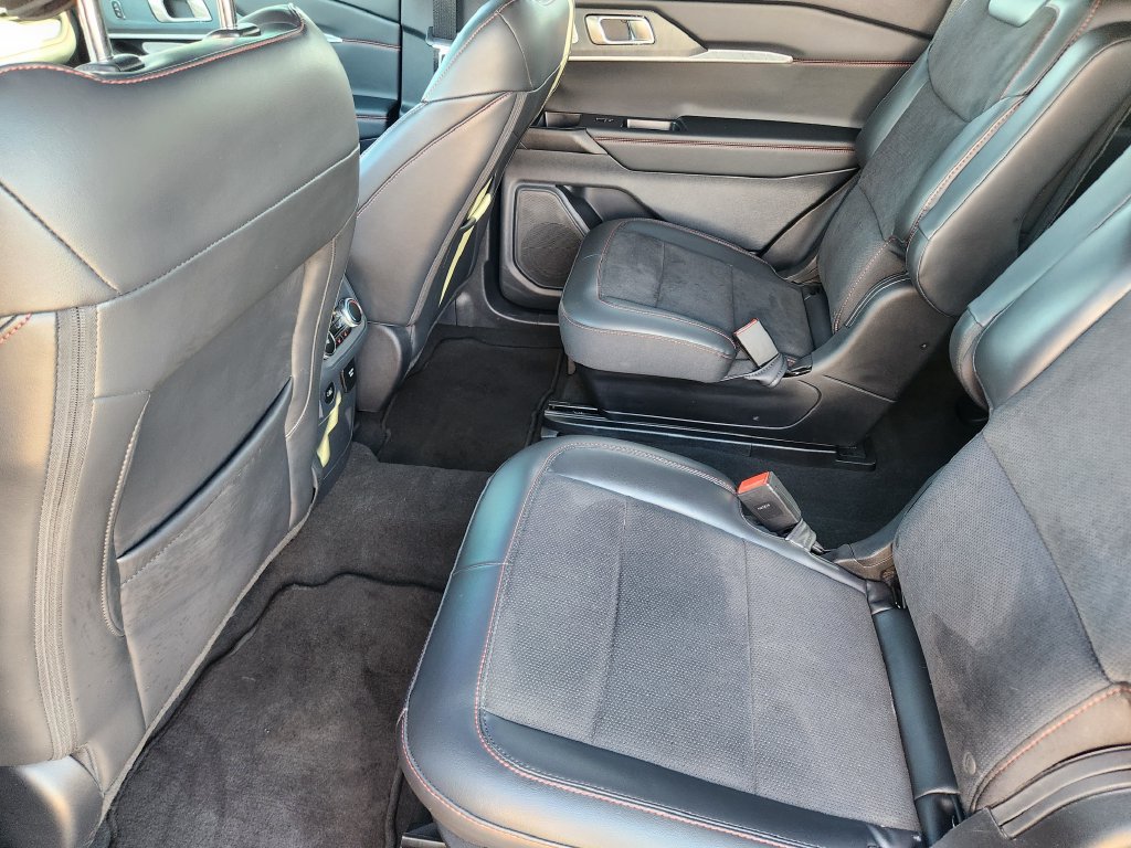 Used 2026 Ford Explorer ST w/ Sun And Sound Package AWD/4WD image 30