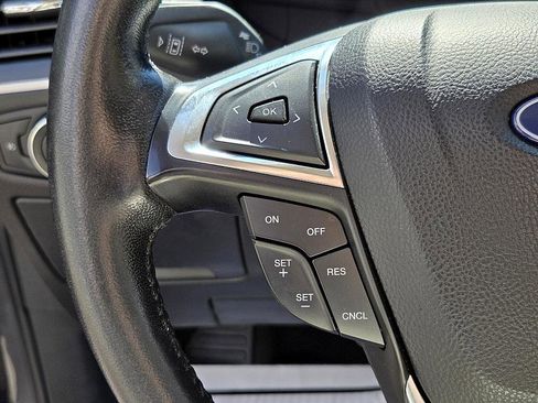 Used 2021 Ford Edge SEL image 26